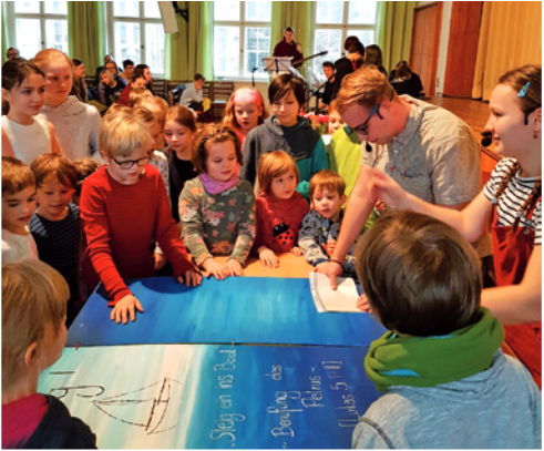 Kinder bei der Kinderbiebelwoche